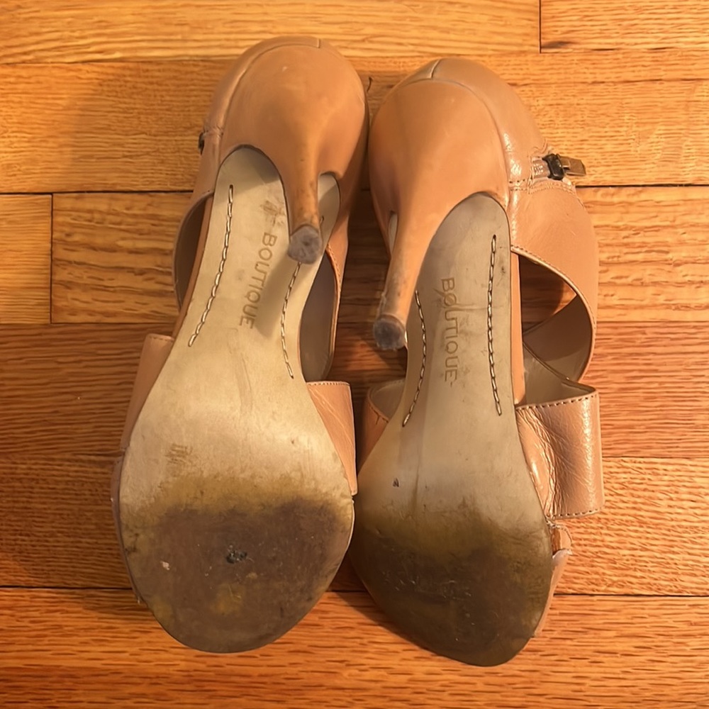 Boutique 9 tan leather strappy heeled sandals size 7 in box - Picture 5 of 9